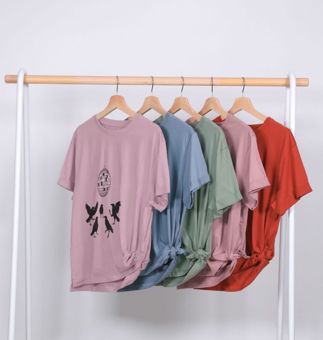 Women's Relaxed Fit Tee